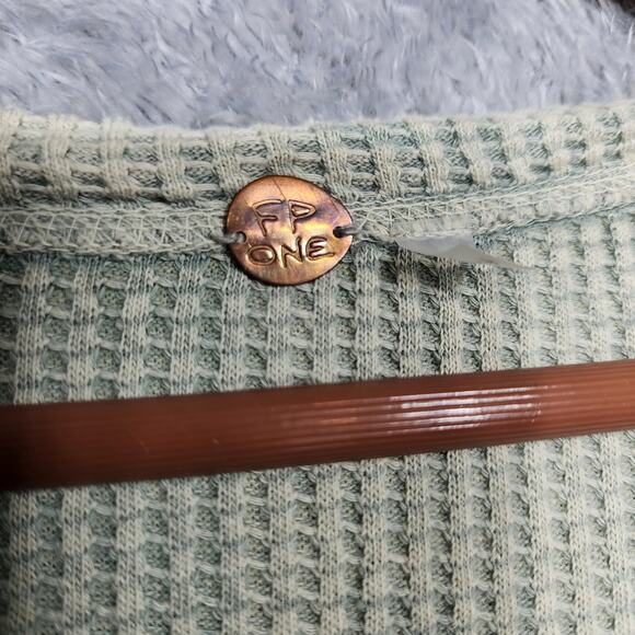 Free People One Colt Thermal Top Size Small - Picture 5 of 11